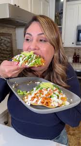 #tingadepollo #tostadas #chicken #chipotlehacks #mexicanfood #mexicocity