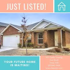 Beautiful 3 Bedroom 2 Bath House For Rent In Fortworthtexas View Listing Https Goo Gl Qpvfud Apply N Rental Property Renting A House Real Estate Services