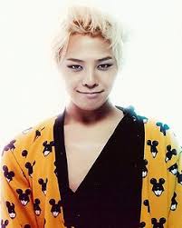 Taeyang 1st album solar ´i need a girl´ 2009. G Dragon Generasia