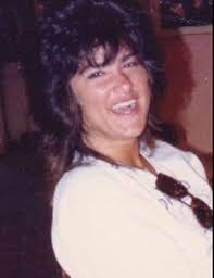 Ellen Beebe's Instagram, Twitter & Facebook