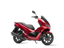 The honda beat has a seating height of 742 mm and kerb weight of 94 kg. 2018 Honda Pcx 150 Launched In Malaysia Priced At Rm 10 999