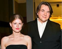 Первый канал и константин львович уже давно стали не отделимы друг от друга. Zhena Konstantina Ernsta Foto Lichnaya Zhizn Biografiya Deti