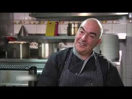 Cauchemar En Cuisine Pfastatt S06e04 Monica La Harpie Portugaise Youtube