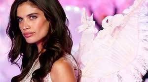 By pursuing an avowedly international approach, the plan has become one of the sector's most widely circulated and read magazines, not just in italy but in over sixty nations around the world. Sara Sampaio Em Inquerito Do Ministerio Publico Por Tweet Nas Presidenciais