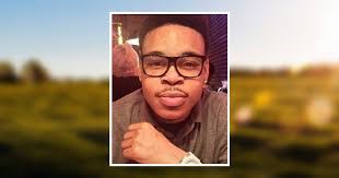 Adrian Lamont's Instagram, Twitter & Facebook