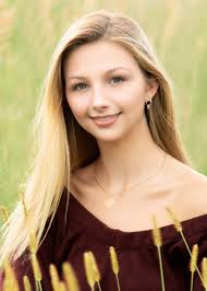 Kaylee Lahti '20 was recently announced as a winner of the 2020 Scott  Mecham Student of Integrity Award by the BBB Serving Nebraska, South  Dakota, The Kansas Plains and Southwest Iowa. Kaylee