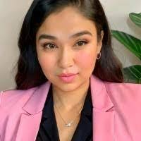 Elma Fowler's Instagram, Twitter & Facebook