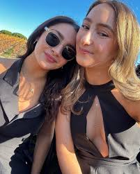 Two Gorgeous Sisters adorned with RTJ!💕 #robintermanjewelry  #lovegold#14kyellowgold #diamonds #tennisnecklace #lariatnecklace  #layerednecklaces