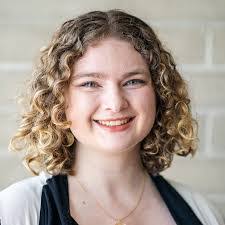 Michelle Fisher's Instagram, Twitter & Facebook