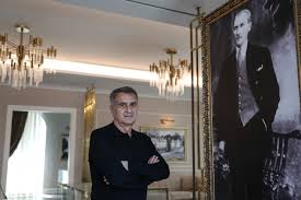 Kariyerifutbolculuk kariyerimahalle aralarında limon kabuğu çöpleriyle futbol oynamaya başladı. Senol Gunes I Actually Care Concerning The World Cup Turkish Super League