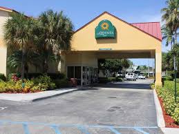 La Quinta Inn Ft Lauderdale Northeast La Quinta Inn Booking Hotel Miami Tourist