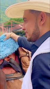 Una canción que me gusta cantar y escuchar “corazón de arena” de willy  carranga. #unabrazocarranguero #benditacarranga