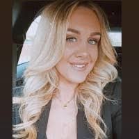 Jodie Dyer's Instagram, Twitter & Facebook