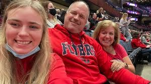 Ken Moyer (@KenMoyer)