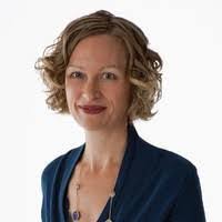 Lisa Reichenbach's Instagram, Twitter & Facebook