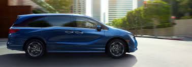The 2021 honda odyssey gets a light refresh for this model year, including an interior upgrade. 2021 Honda Odyssey Vs 2020 Toyota Sienna Near Washington Dc