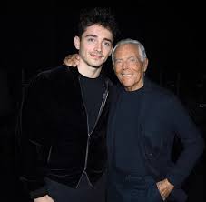 Jun 14, 2021 · l'exercice du défilé de mode est tout nouveau pour ferrari. Charles Leclerc Fan Page On Twitter Charles Leclerc With Giorgio Armani At The Armani Fashion Show In Milan Modacorriere F1 Charles16