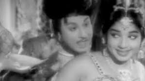 Mugathai Paarthadhillai - Arasa Kattalai - M.G.R, Jayalalitha - Tamil  Classic Song