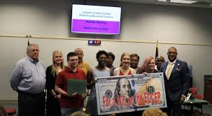 House delegation honors LDHS robotics team