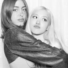 It's my birthday 🎊🎉🍾