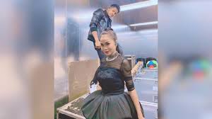 Beliau terkenal menerusi lagu jangan jangan. Orang Ketiga Punca Afieq Wani Dingin