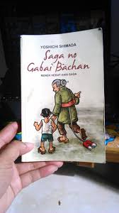 Oleh karena itu tidak mengherankan bahwa bahasa melayu menjadi bahasa utama saga. Saga No Gabai Bachan Yoshichi Shimada Lazione Budy