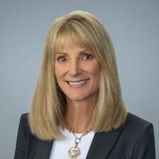 🎖️ 🏆 🏅 Congratulations to CBRE Tampa's Top 10 Producers in 2024!