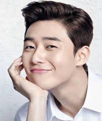 Park was born on december 16, 1988 in seoul as the oldest of three brothers. Park Seo Joon Movies Bio And Lists On Mubi
