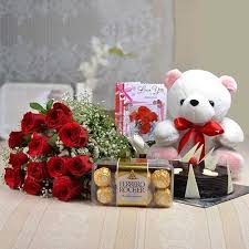 Birthday Gifts For Couples India Give The Personalize Gifts Is Always Unique If You Looking For Unique Gifts Idea Then So Many Onli Send Birthday Gifts Unique Gifts For Couples Delivery Gifts