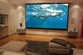 Dabei wird oftmals auf einen lcd tv vertraut, der im ausgeschalteten zustand ein großer, schwarzer kasten mitten im raum ist. Heimkinoraum De Die Spezialisten Fur Ihr Kino Zu Hause Aus Munchen Heimkino Tv Wand Ideen Wohnzimmer Wohnzimmer Ideen