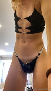 TS kenziereena - EroMe