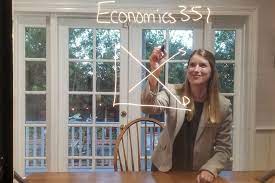 Usc Professor S Diy Online Teaching Hack To Engage Students Goes Viral