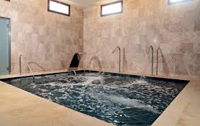 Hotels pay a fee to appear on the guide's website, but only those places that are chosen for the print edition are eligible for a web entry. Hotel Casa Anamaria En La Provincia De Gerona Girona