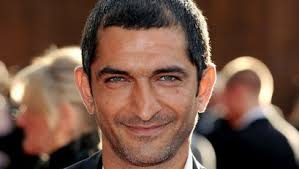 Double Dutch Int'l Catches 'The Blue Mauritius'