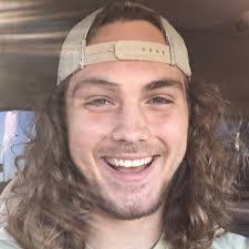 Justin Stangler's Instagram, Twitter & Facebook