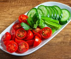 Söğüş (Domates+Salatalık)