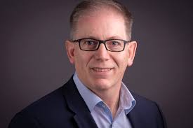 Herr Michael Pelster