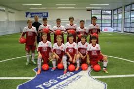 Viernheim Hoffenheim Nachwuchskicker Trainieren Mit Den Profis Beim Fussball Camp Der Deutschen Bahn In Hoffenheim Metropolregion Rhein Neckar News Events