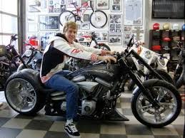 It is always the famous italian supercar that is known to have torn up the racetrack for so many years now. F1 Champ Vettel Buys 60k Chopper Visordown