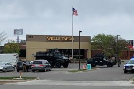 While it's best for business owners to look at multiple banks in their shopping, wells fargo. Update Hostage Situation At Wells Fargo Bank Is Over Knsi
