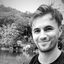 Does anyone recommend a real estate agency in Málaga? Recently went to OPAU  but based off their reviews I feel hesitant... 390$ to find an apartment  and deal with the keener etc...