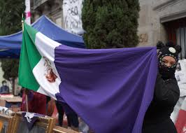This is marcha del silencio ¡ni una menos! Toma De La Cndh Madres Convierten Oficina En Refugio