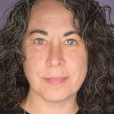 Sarah Ivey's Instagram, Twitter & Facebook