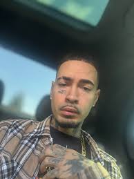 4th May Here any twin ♉️❤️