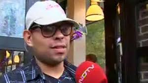 Superstorm Sandy: New Yorkers say life must go on