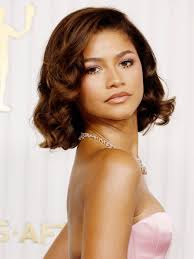 The rise of the 'Hollywood ingenue' bob