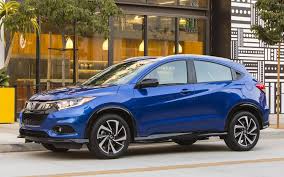 Honda's smallest crossover will be completely redesigned for the 2023 model year and is expected to debut before the end of 2022. 2020 Honda Hr V Lx 2wd Specifications The Car Guide