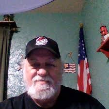 My name is Staci Dye. I actually grew up in north Chattanooga and moved  away abt 12 years ago. My daddy's family lived from signal mtn