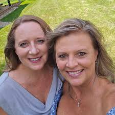 Bees left the hive despite proper care in Iowa