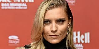 Sophia thomalla arrives for the ein herz fuer kinder gala 2015 at tempelhof airport on. Sexistische Fahrradhelm Dessous Kampagne Sophia Thomalla Hat Eine Ganz Klare Meinung